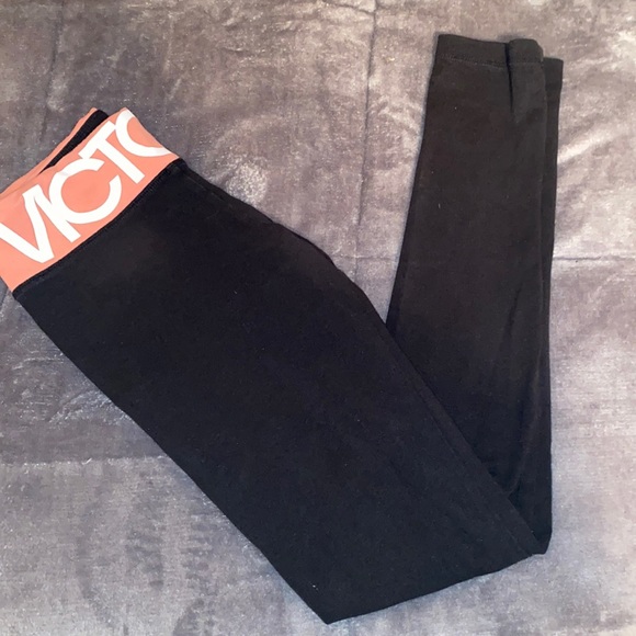 Victoria Secret leggings - Picture 2 of 3